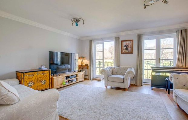 3 bedroom terraced house to rent - Photo 1