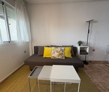 Piso de alquiler en Los Balcones y los Altos - Photo 1