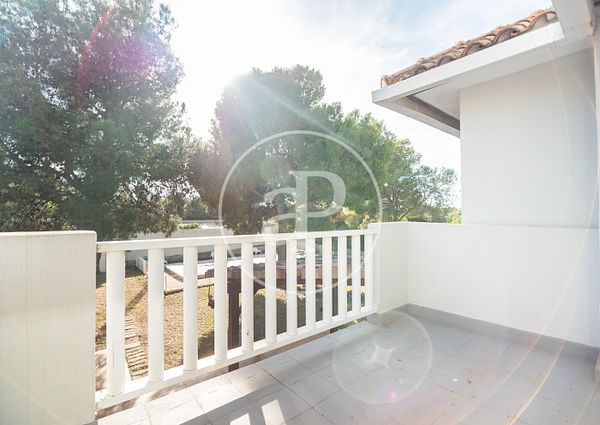 House for rent with Terrace in Serra