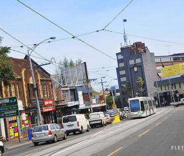 59 Eglinton St, Kew VIC 3101 - House For Rent | Domain - Photo 5