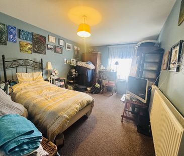 Wibsey Bank, Bradford - Photo 2