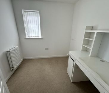 3 bedroom detached house to rent - Photo 3