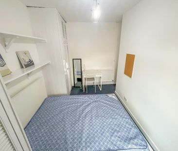 4 bedroom house share to rent - Photo 4