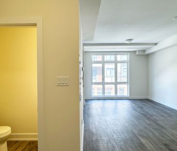 For Lease - 6 Sayers Lane Unit# 5, Richmond Hill, Ontario - Photo 4