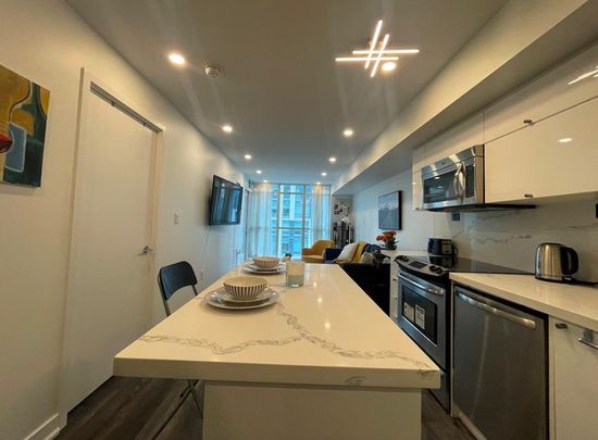 Fort York Boulevard - Photo 1