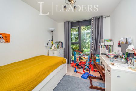 2 bedroom apartment to rent 10 Somerville Court, Newsom Place, St. Peters Road, St. Albans, Hertfordshire, AL1 - Photo 3