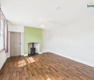 3 bedroom detached house to rent - Photo 4