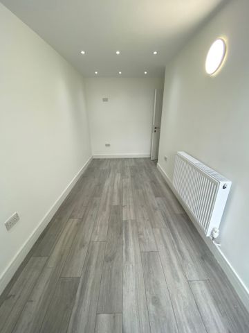 £2,900 PCM, Spacious and Newly Refurbished Five Double Bedroom, Two Bathroom Maisonette in Clare Road, Grangetown, Cardiff, CF11 6RS - Photo 3