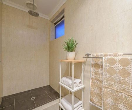 Bullsbrook - Photo 2