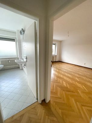 Exklusive Wohnung mit Charme in ruhiger Lage - Photo 1