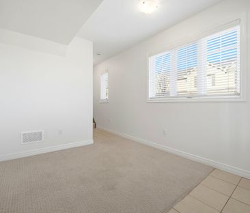 For Lease - 235 Westbank Trail, Hamilton, Ontario - Photo 3