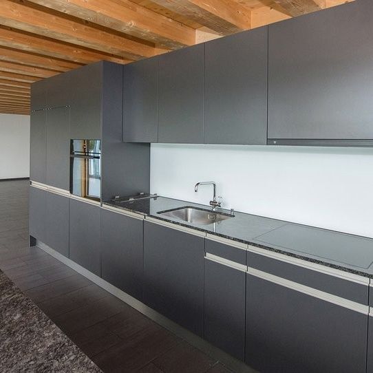 Moderne Wohnung im Herzen von Stäfa per sofort zu vermieten - Photo 1