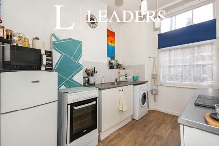 1 bedroom flat to rent - Photo 5