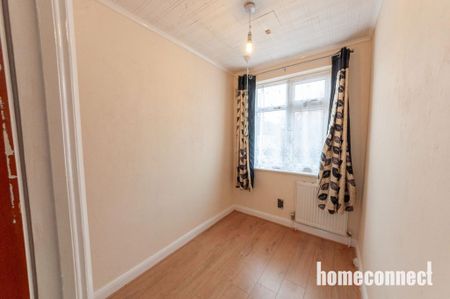 3 bedroom terraced house to rent - Photo 4