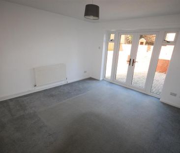 2 bedroom house to rent - Photo 1