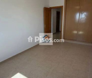 Piso en alquiler en Cedillo del Condado - Foto 3