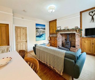 3 bedroom terraced house to rent - Photo 1