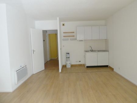 Location Appartement 2 pièces 42m² AVON 77210 - Photo 3