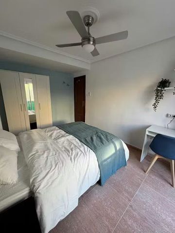 Camí de Montcada, Valencia, Valencian Community 46009 - Photo 2