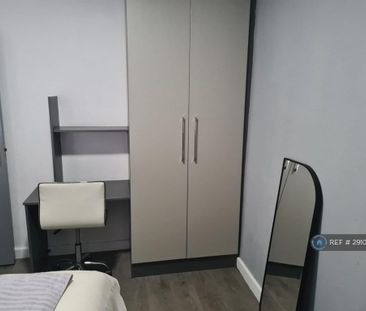 1 bedroom in a house share to rent - Photo 6