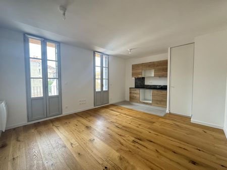 Location Appartement 1 pièce 26m² SETE 34200 - Photo 2