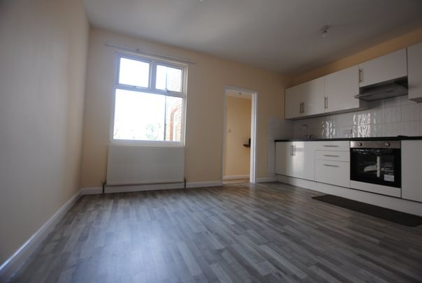 Knockhall Chase, Kent, London - Photo 1