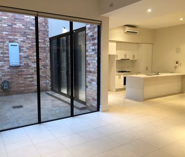 158 Gold Street, Clifton Hill VIC 3068 - Photo 1
