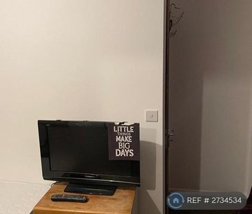 1 bedroom in a house share to rent - Photo 6
