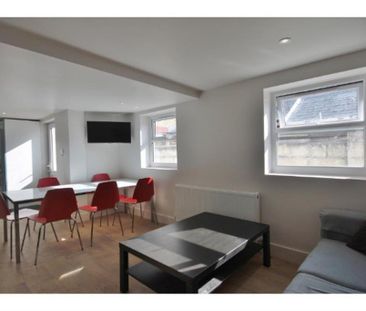 7 bedroom semi-detached house to rent - Photo 5