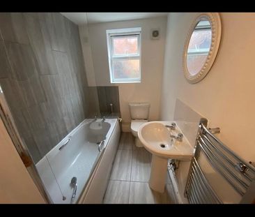 1 bedroom flat - ground floor to rent - Photo 2