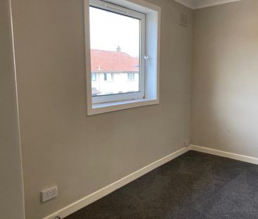 4 bedroom terraced house to rent - Photo 5