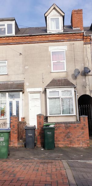 Cosy Rooms In A Cosy House In Smethwick B66 - Photo 2