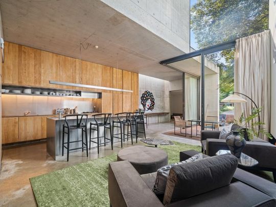 5 bedroom semi-detached house to rent - Photo 1