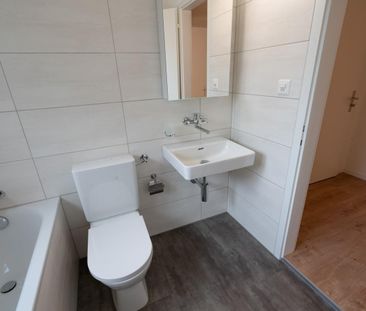4-Zimmerwohnung (oberste Etage) im Hirtenhof-Quartier Luzern - Photo 4