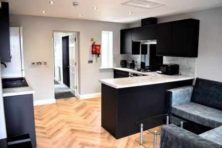 5 bedroom townhouse to rent - Photo 5