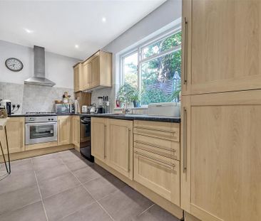 2 bedroom flat to rent - Photo 6