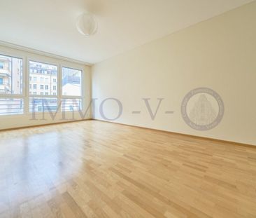 LUMINEUX AVEC TERRASSE AVEC EMPLACEMENT IDEAL - Foto 2