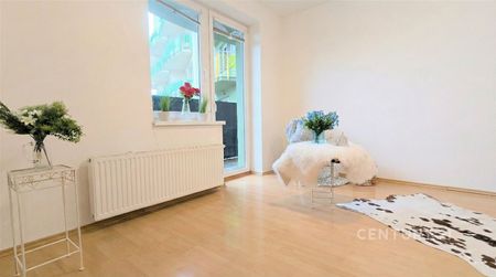 Pronájem bytu 2+kk 53 m² - Fotografie 2
