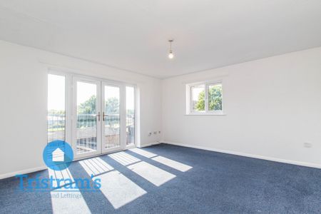 References Pending - 2 bed Apartment - Photo 3