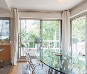 Appartement • La Plaine des Sablons - Photo 3