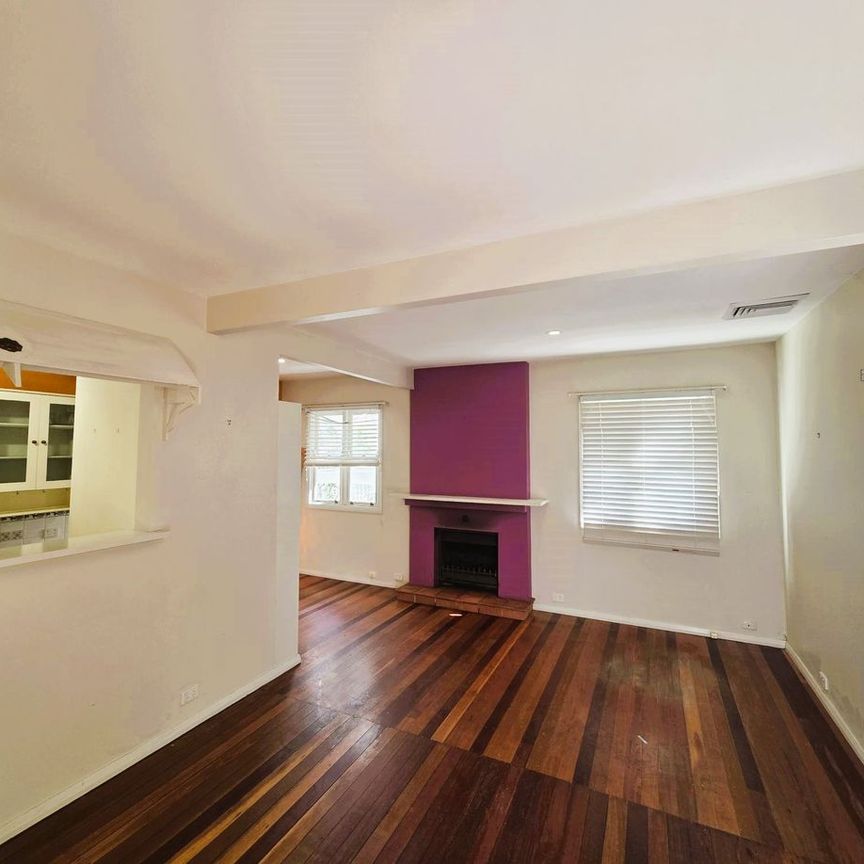 For Lease - Photo 1
