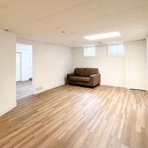 For Lease - 313 Bronte Road Unit# Basement, Oakville, Ontario - Photo 2