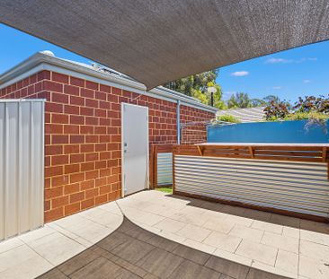 92 Thornbill Crescent, - Photo 6