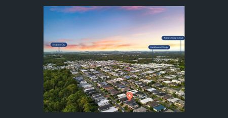 Stunning Heathwood Home - Photo 2