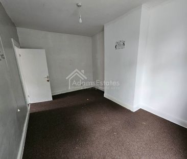 Price £650 pcm - Available Now - Unfurnished - Photo 2