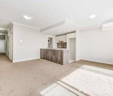 Modern 2-Bedroom Apartment in the Heart of Homebush - Photo 3