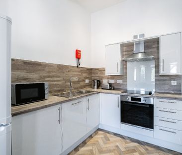 2 bedroom apartment to rent - Photo 1