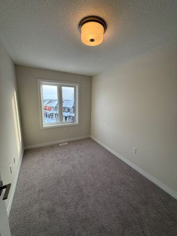 For Lease - 660 Colborne Street Unit# 158, Brantford, Ontario - Photo 3