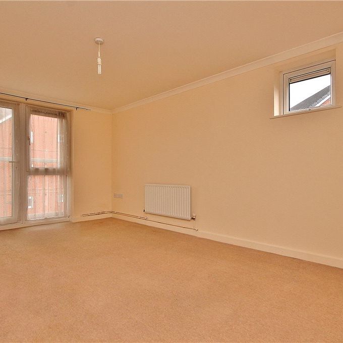 Yeoman Drive, Staines-upon-Thames, Surrey, TW19 7TH - Photo 1