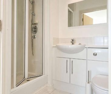 Prince Regent Road, Hounslow, TW3 - Photo 6